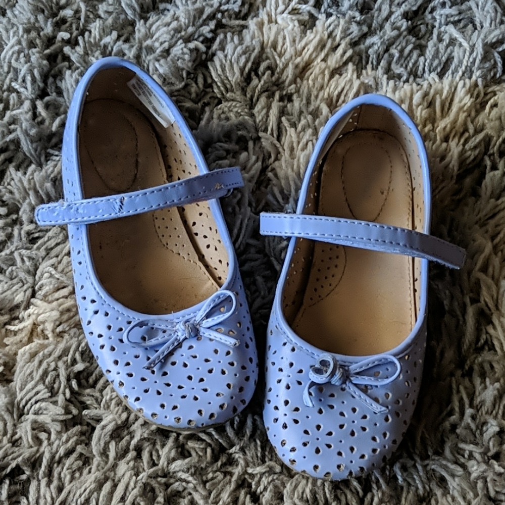 Girls flats